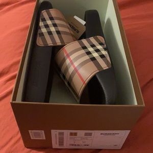 Burberry Furley  Slides